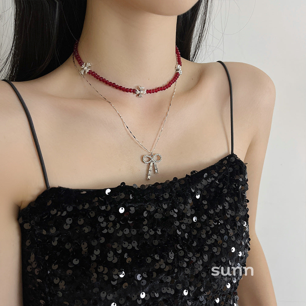 Carleigh Red Beaded Cross Choker [8L1V3KCN]