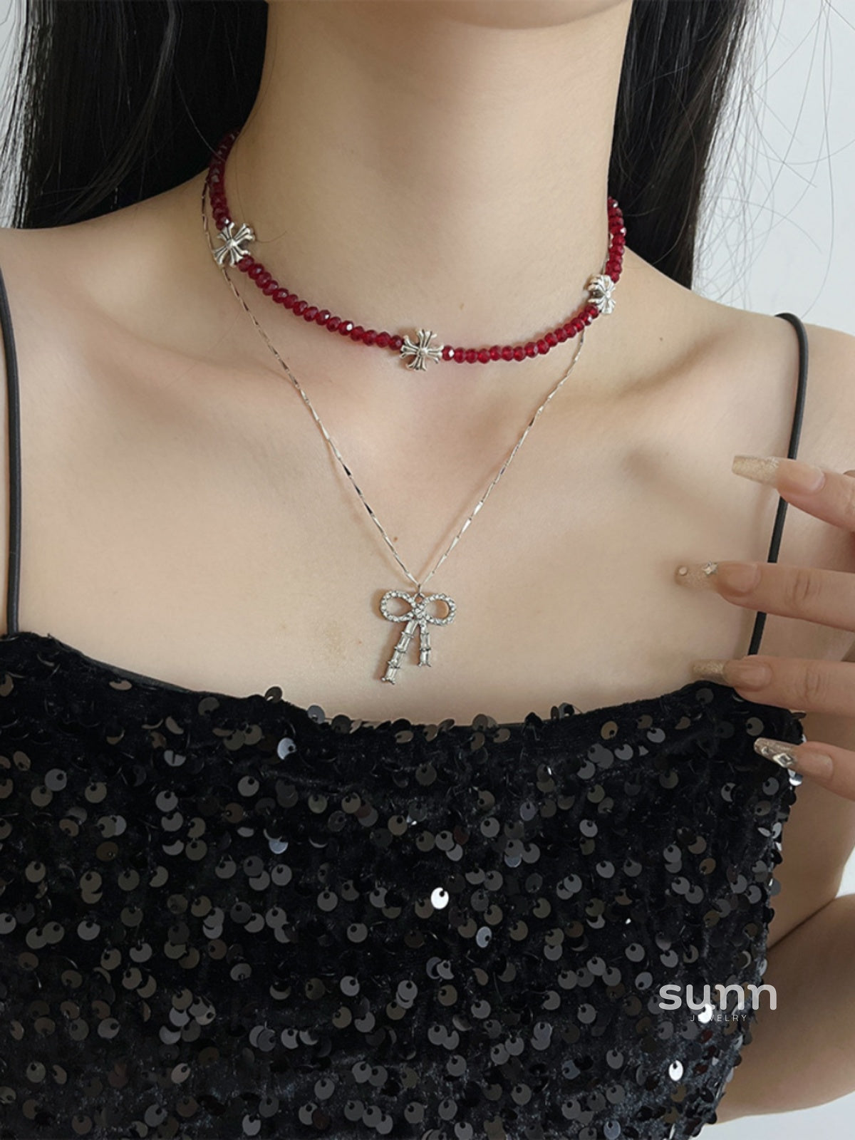 Carleigh Red Beaded Cross Choker [6AETYRUD]