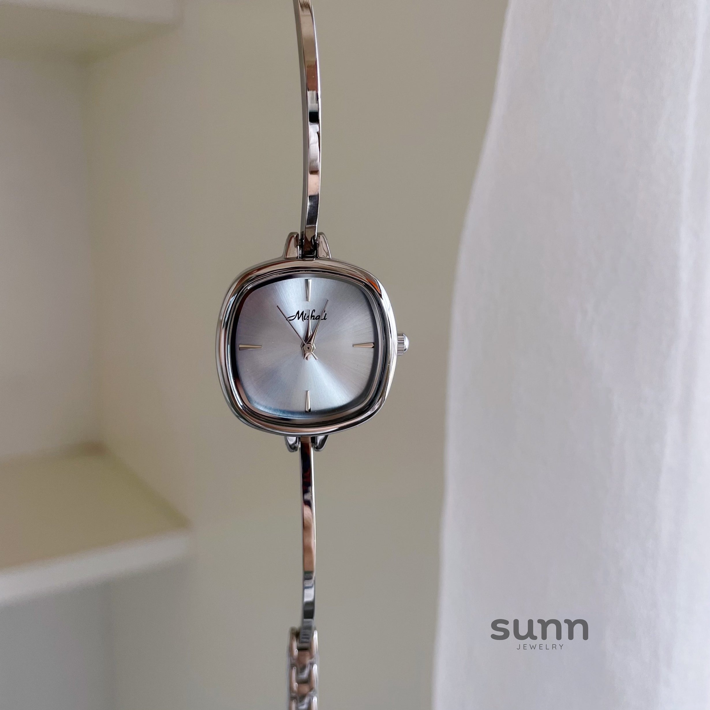 Carley Ice Blue Bracelet Watch [YAZXKNH4]