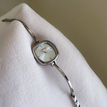 Carley Ice Blue Bracelet Watch [RYVJZ9E8]