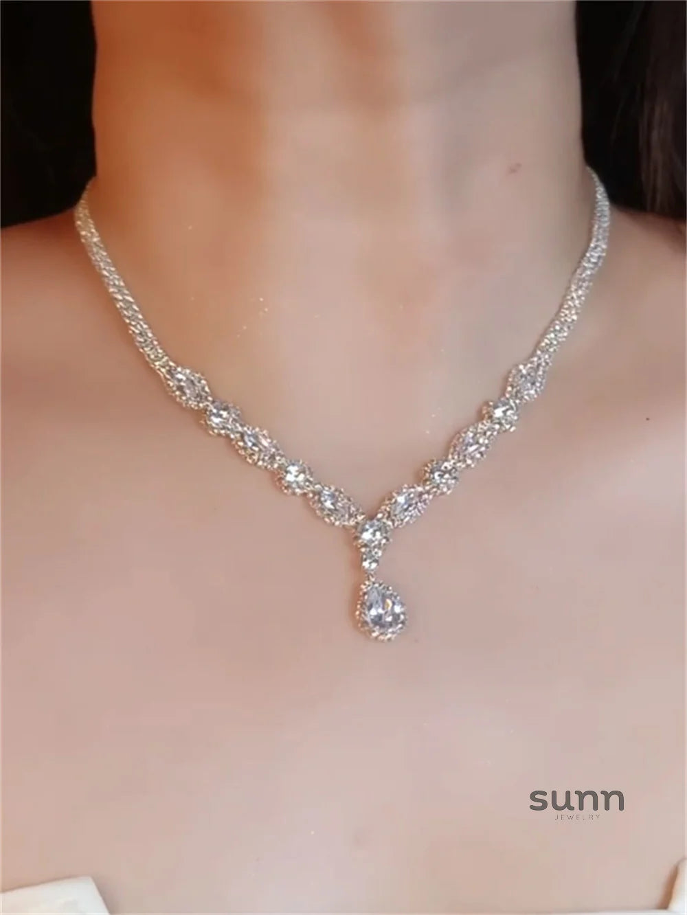 Carlin Rhinestone Tassel Set