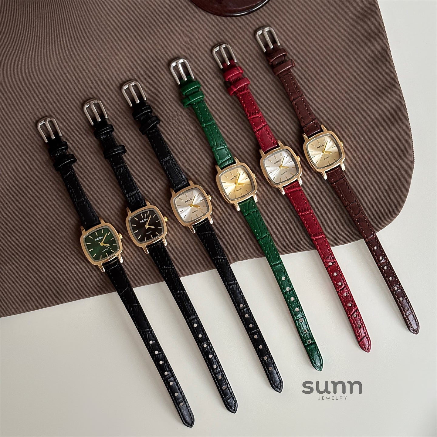 Carly Retro Mesh Watch [4G5KYQ4A]