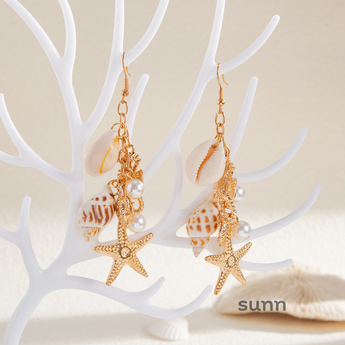 Carolina Starfish Statement Earrings [0IEW7ALS]