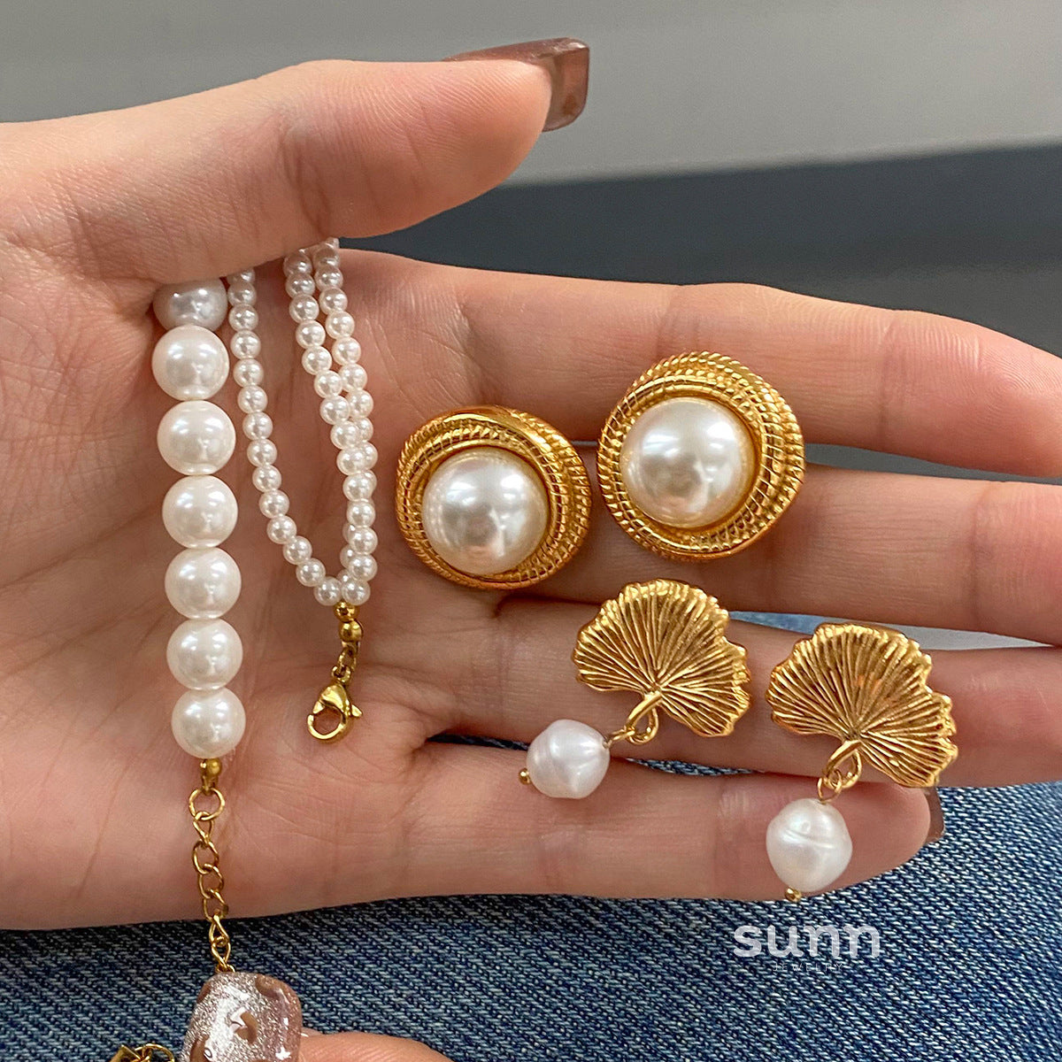 Carrigan Pearl Flower Jewelry Set [DZ80WF2X]