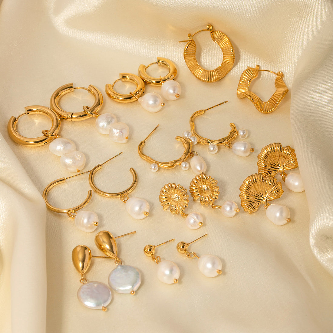 Carrington Pearl Drop Earrings [HZ4746YL]