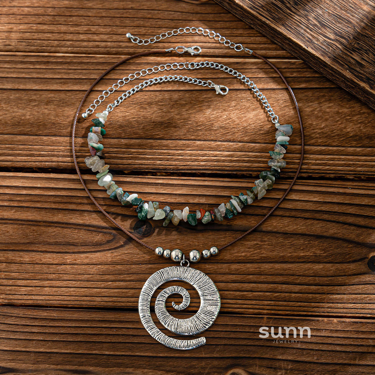 Carter Asymmetrical Conch Necklace [2WALPMNT]