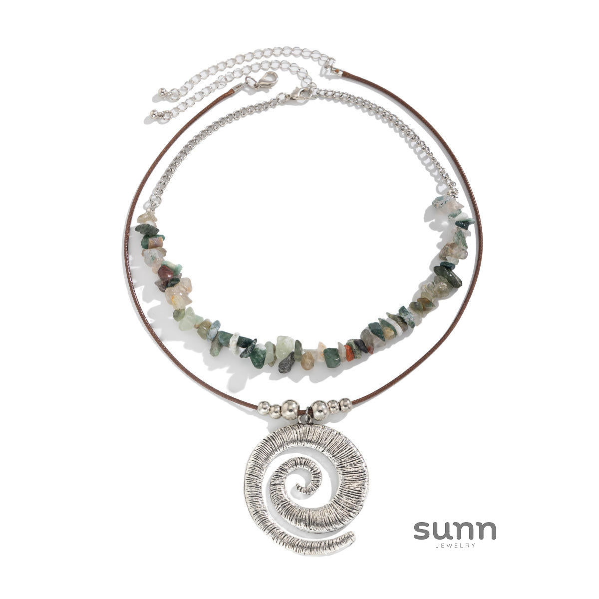 Carter Asymmetrical Conch Necklace [HF8VKWQC]