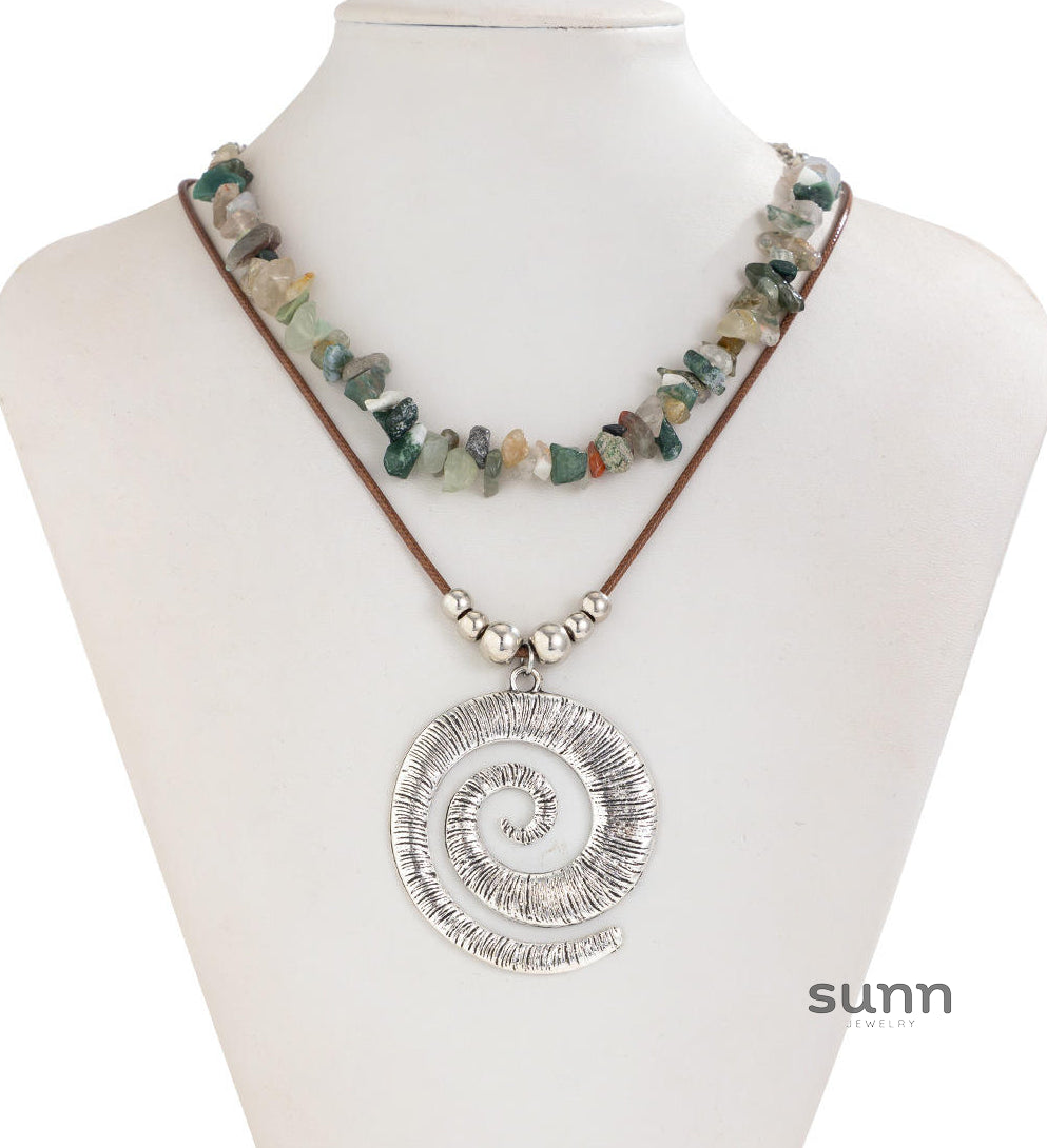 Carter Asymmetrical Conch Necklace [9Y9S1HE4]