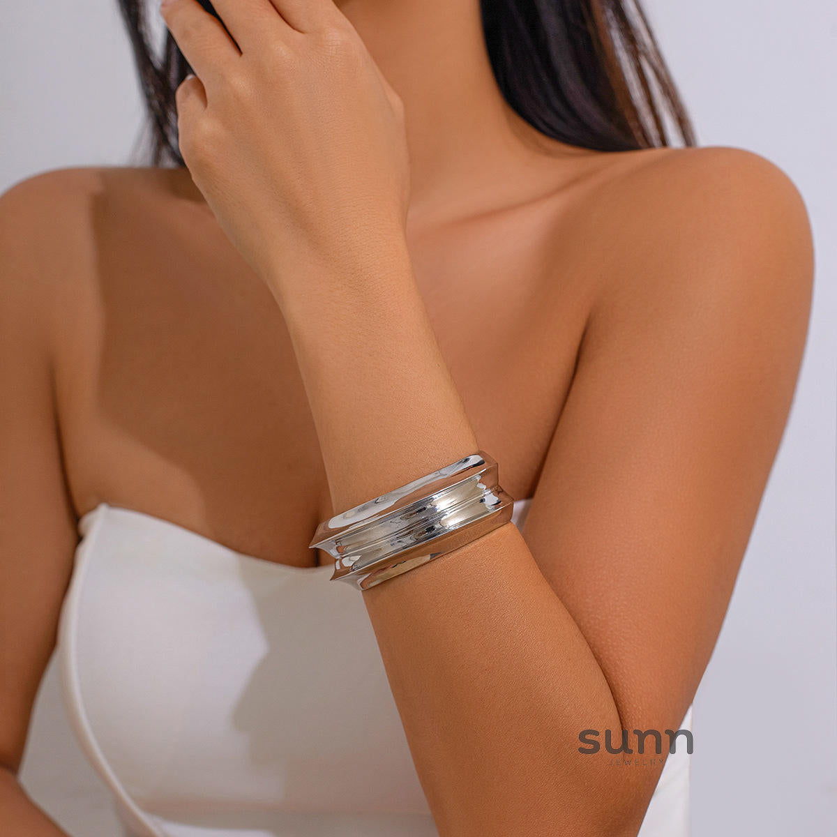 Cataleya Sculptural Statement Bracelet [OCFOGNX3]