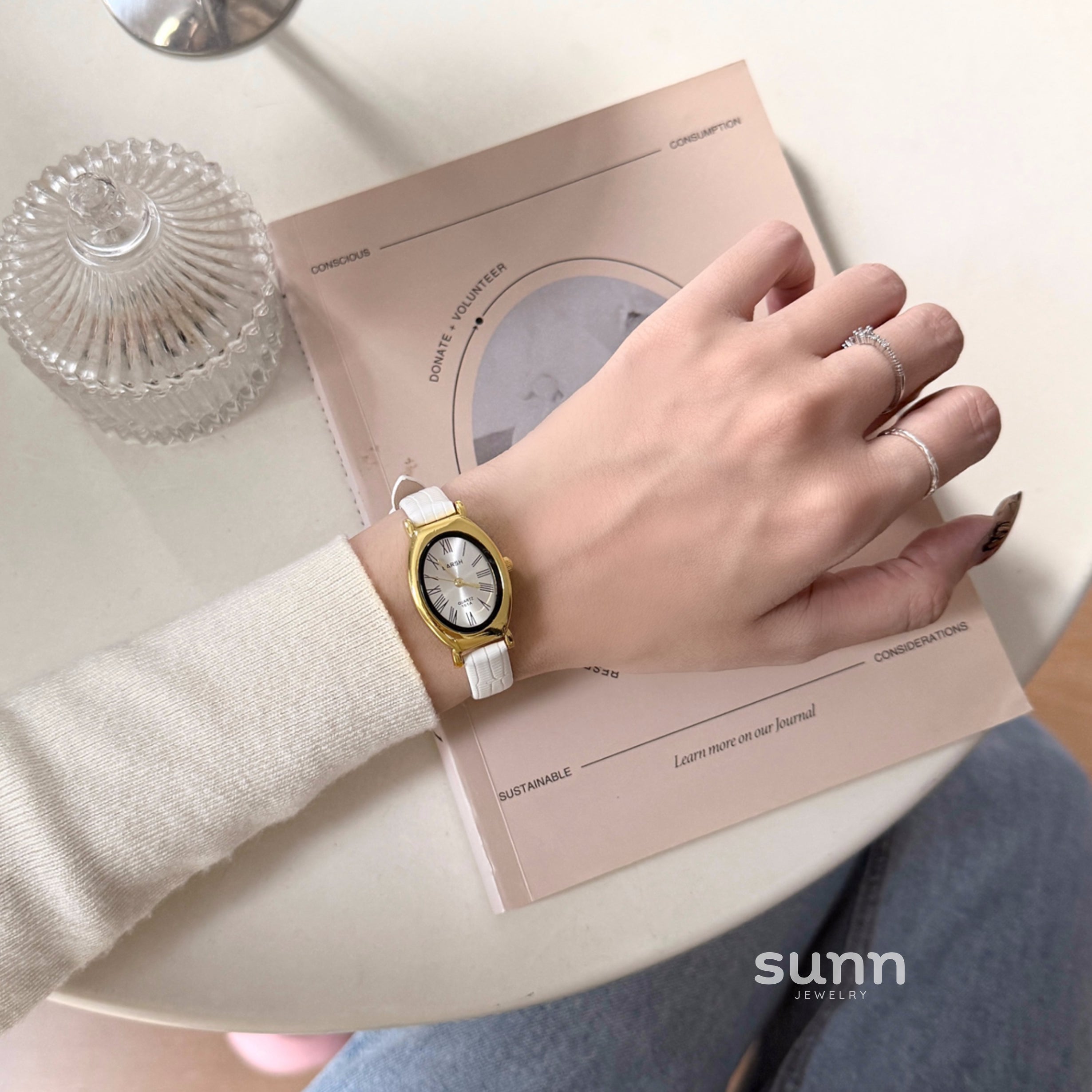Cataleyah Vintage Oval Watch [TINWQKHD]