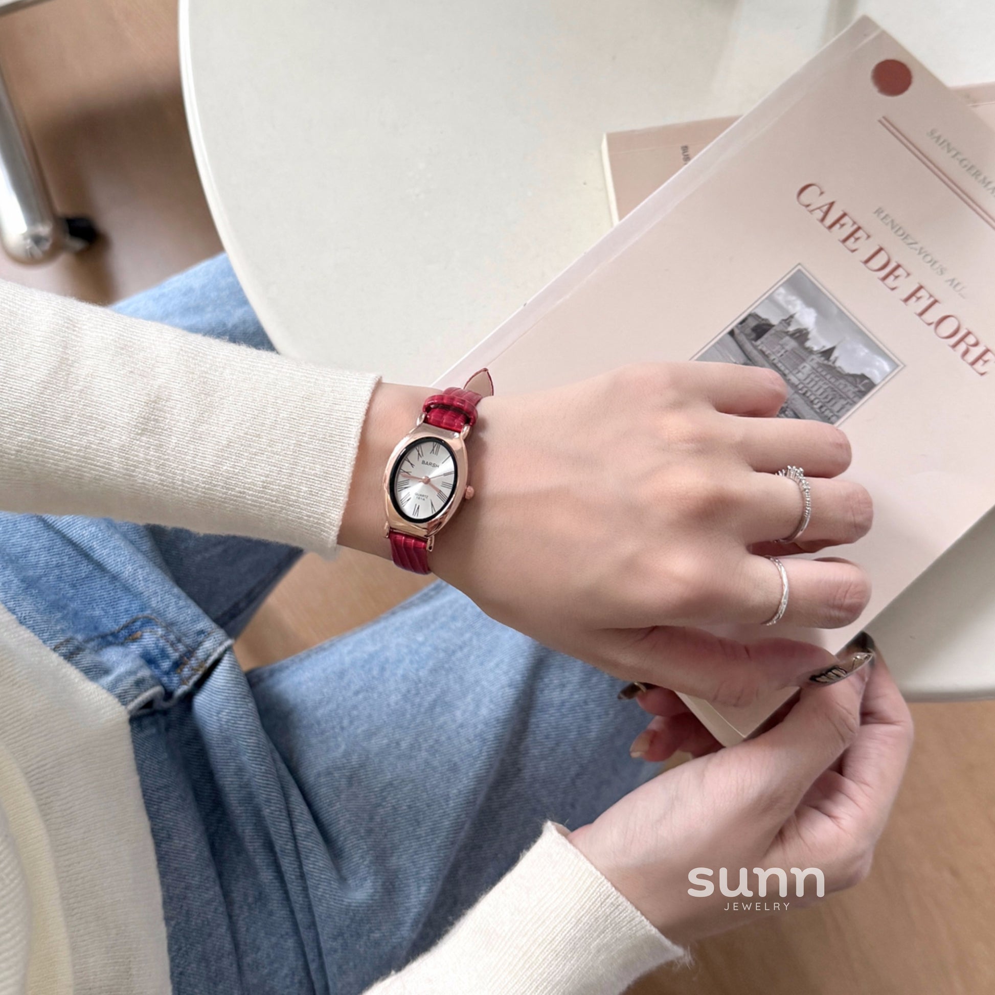 Cataleyah Vintage Oval Watch [6NXKQZSD]