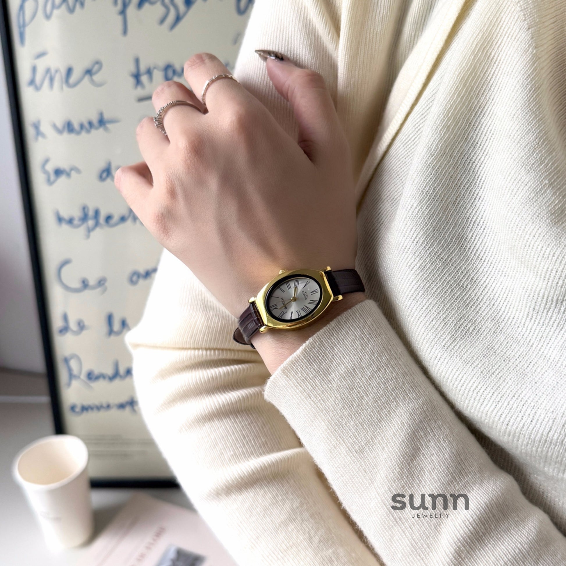 Cataleyah Vintage Oval Watch [0SYQG4DM]