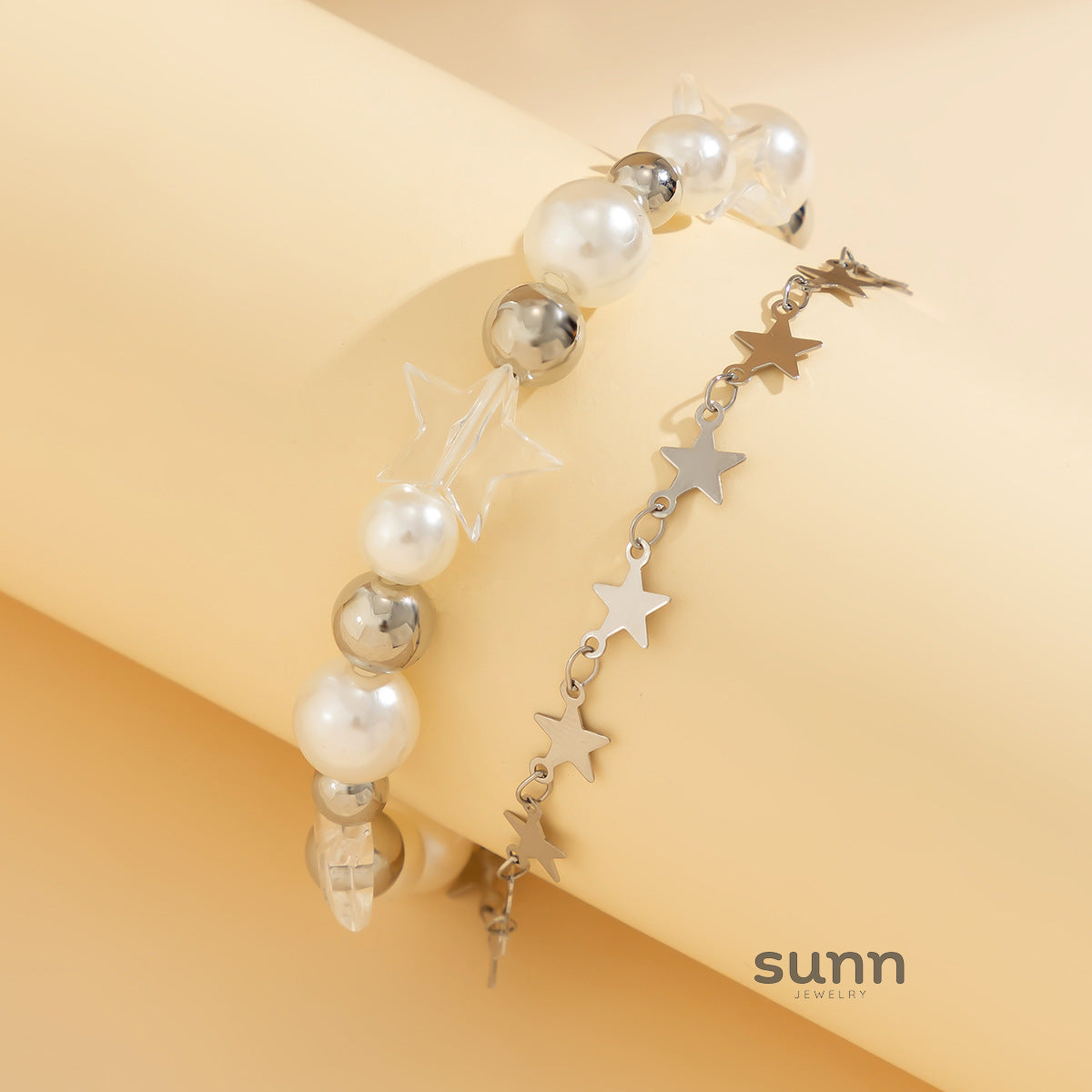 Catalia Layered Pearl Star Necklace [BXW29TWM]
