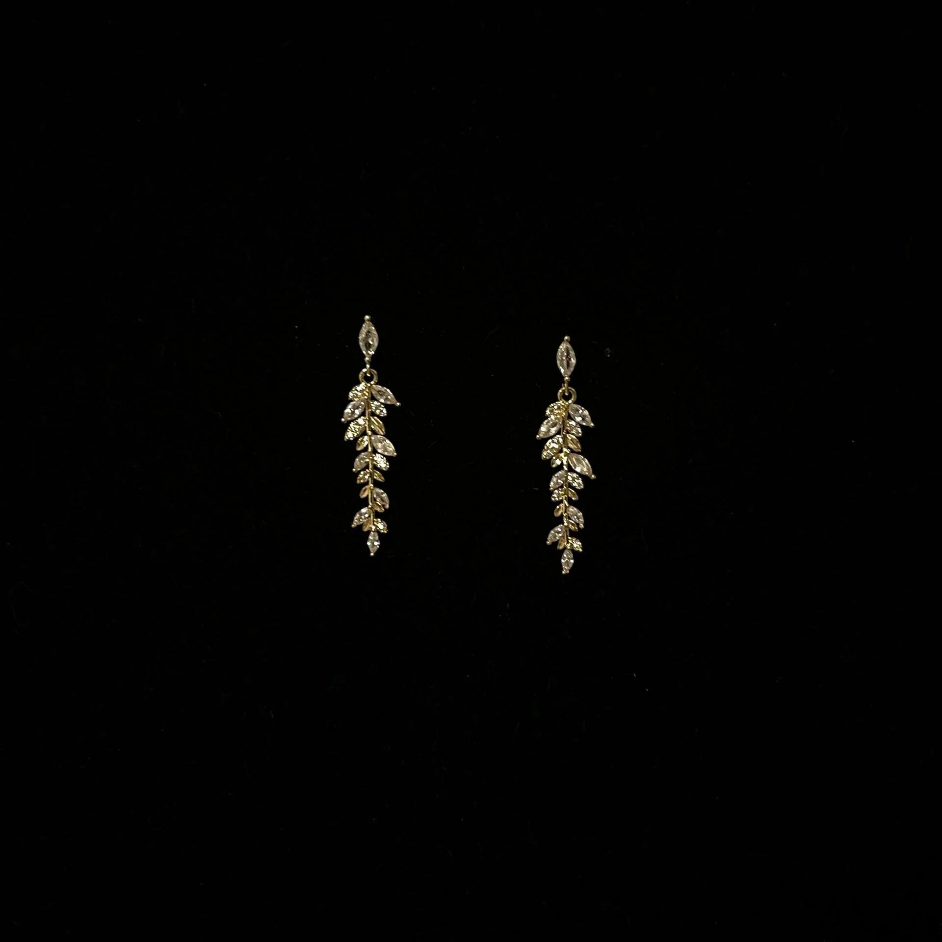 Cattaleya Gilded Leaf Stud Earrings