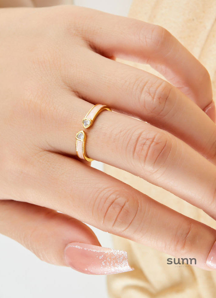 Caylie Heart Enamel Open Ring [765ALV4C]