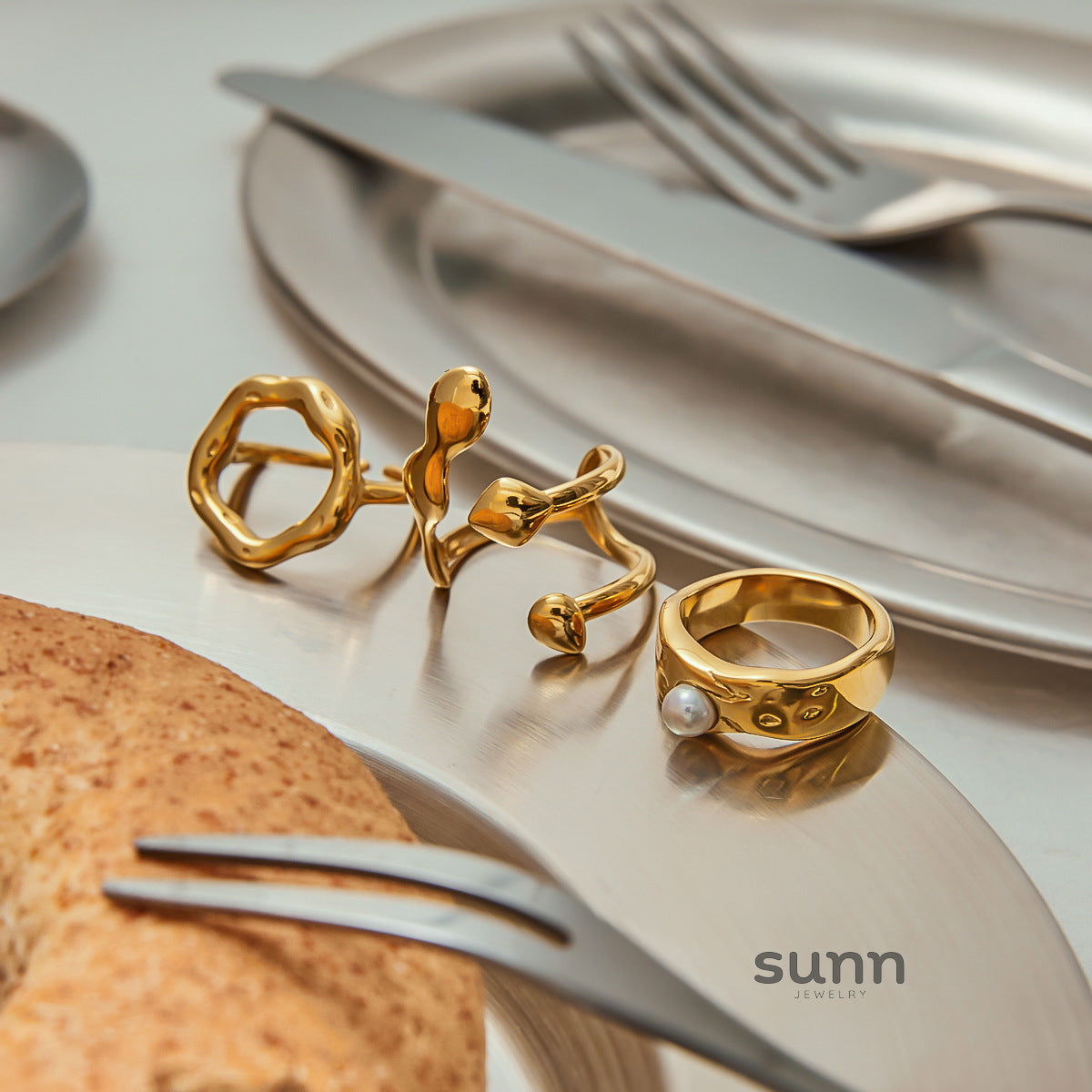Caylie Pearl Stacking Rings [EA7M879H]