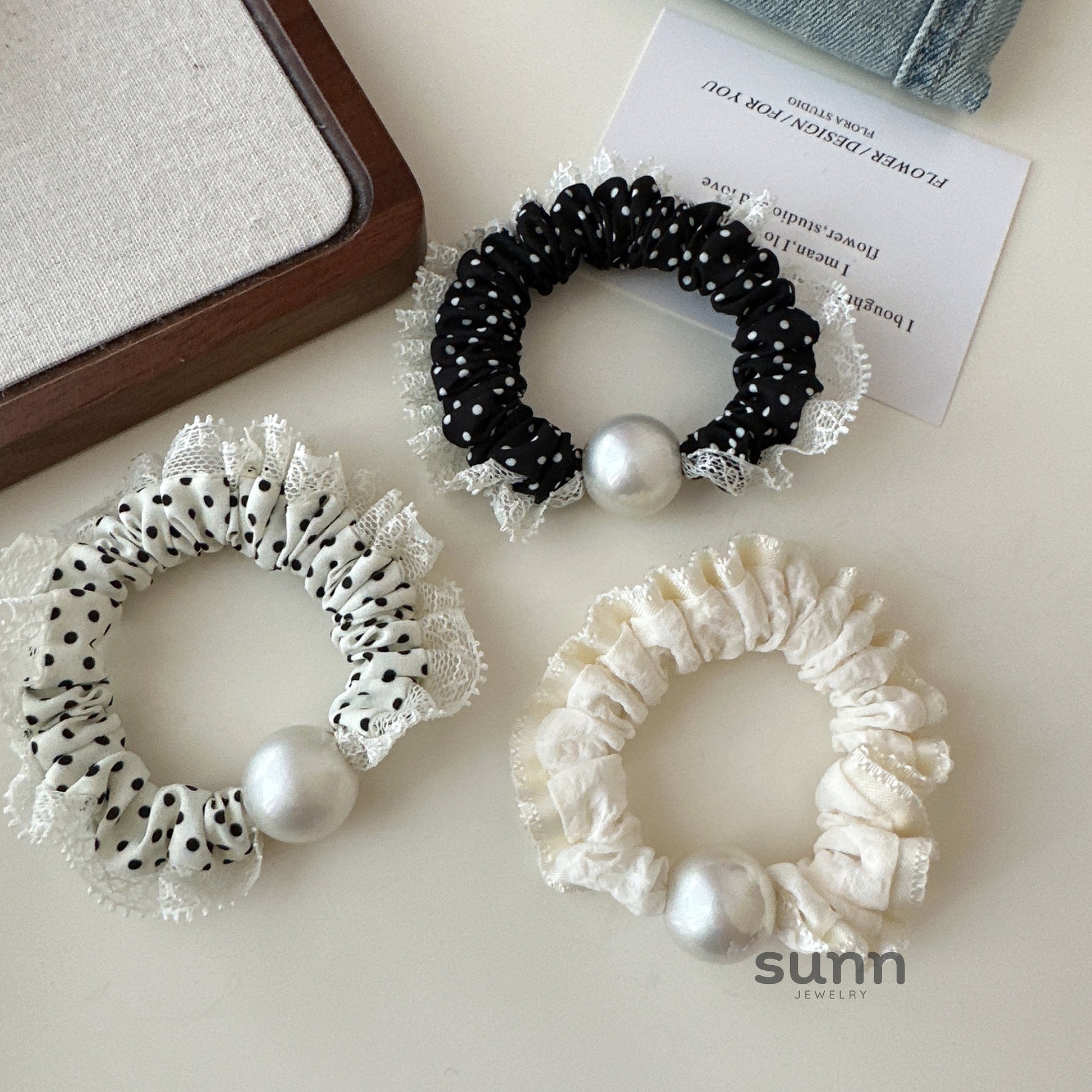 Cecile Ruffled Scrunchie [IV08XGQI]