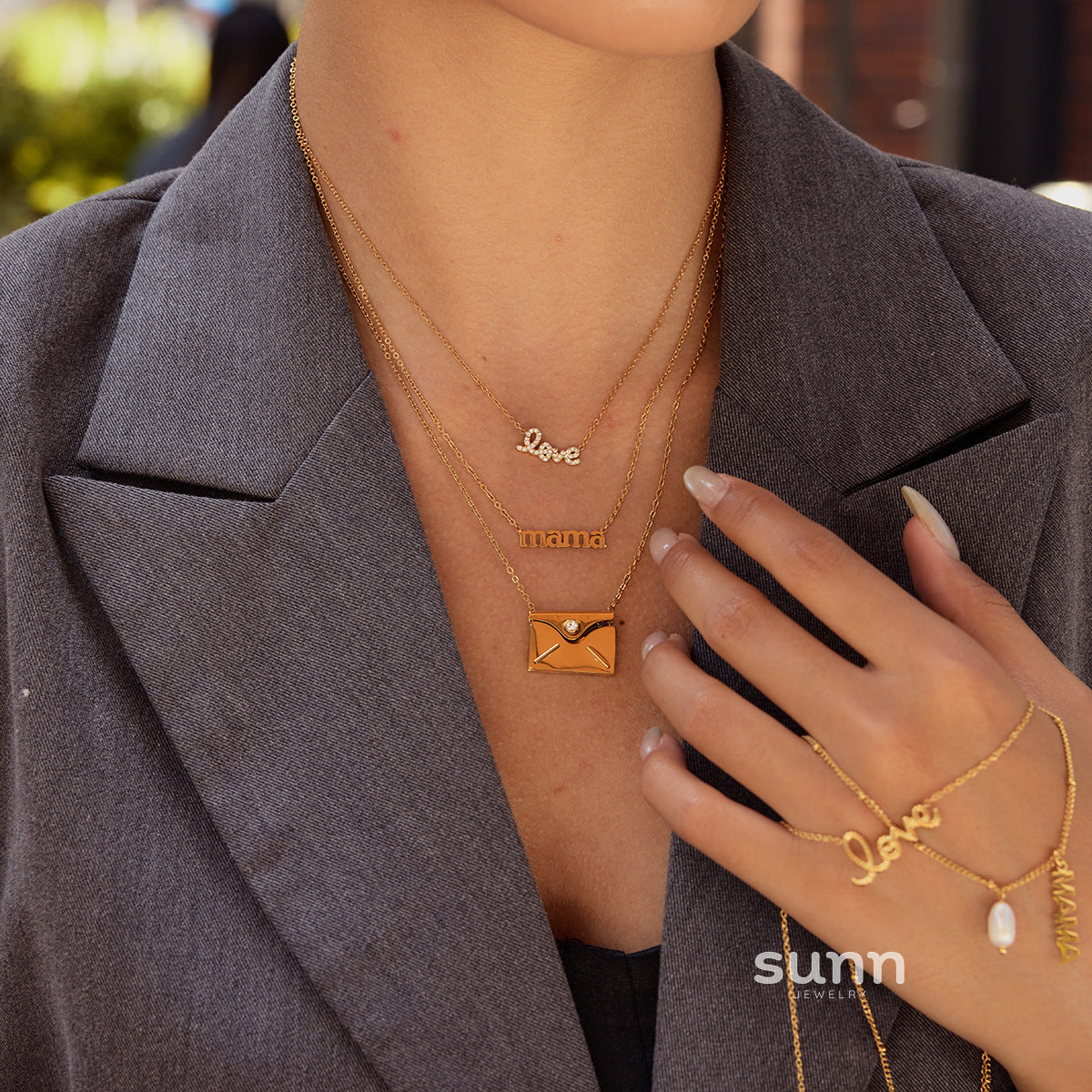 Cecily Letter Envelope Necklace [5TJKDOX8]