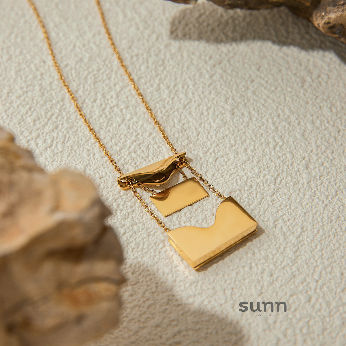 Cecily Letter Envelope Necklace [0WHGU3TP]