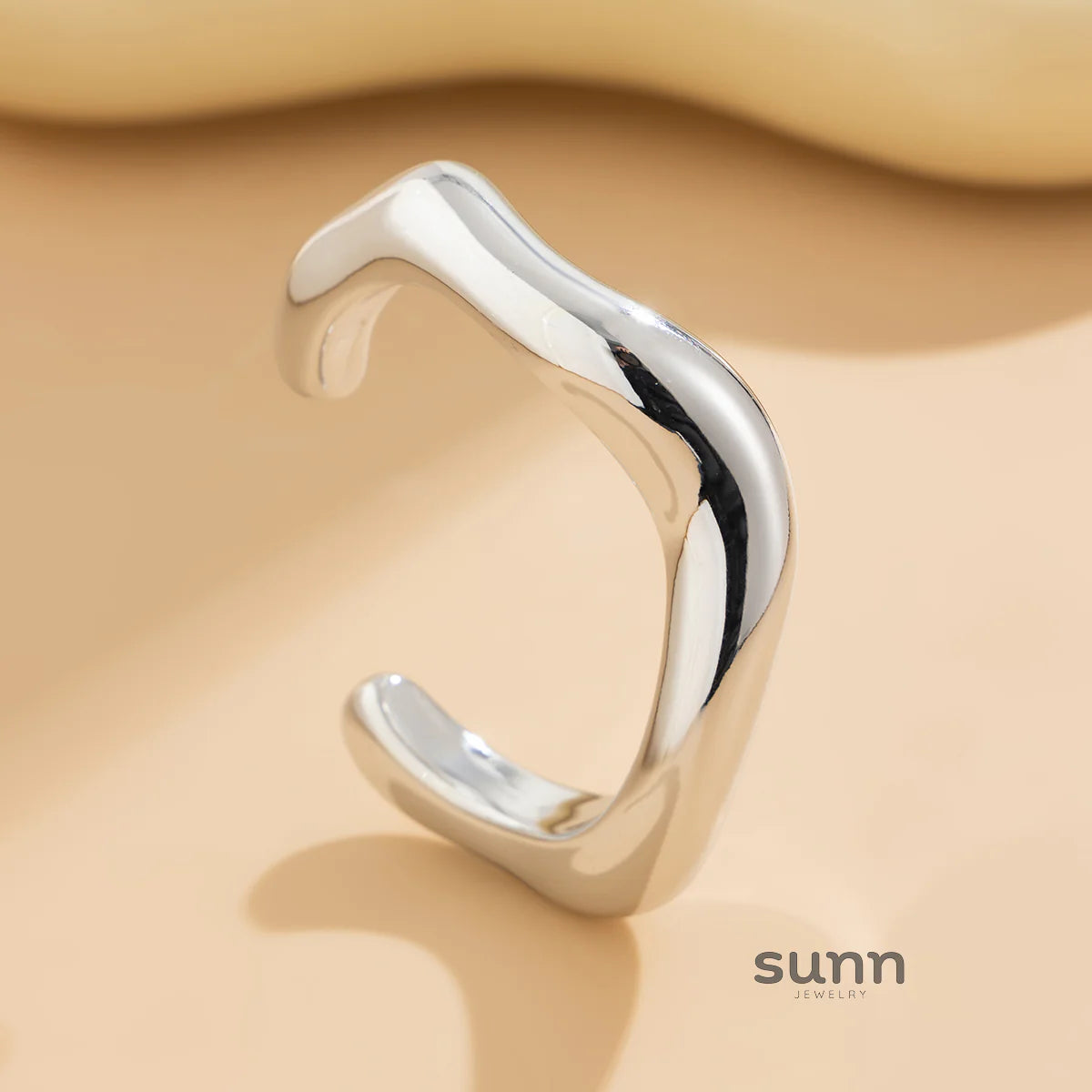 Cedar Irregular Arc Bangle
