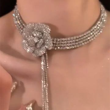 Cedar Sparkling Floral Choker