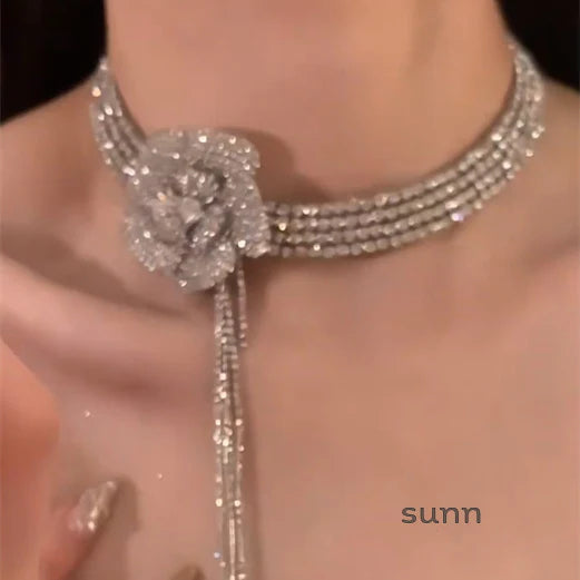 Cedar Sparkling Floral Choker