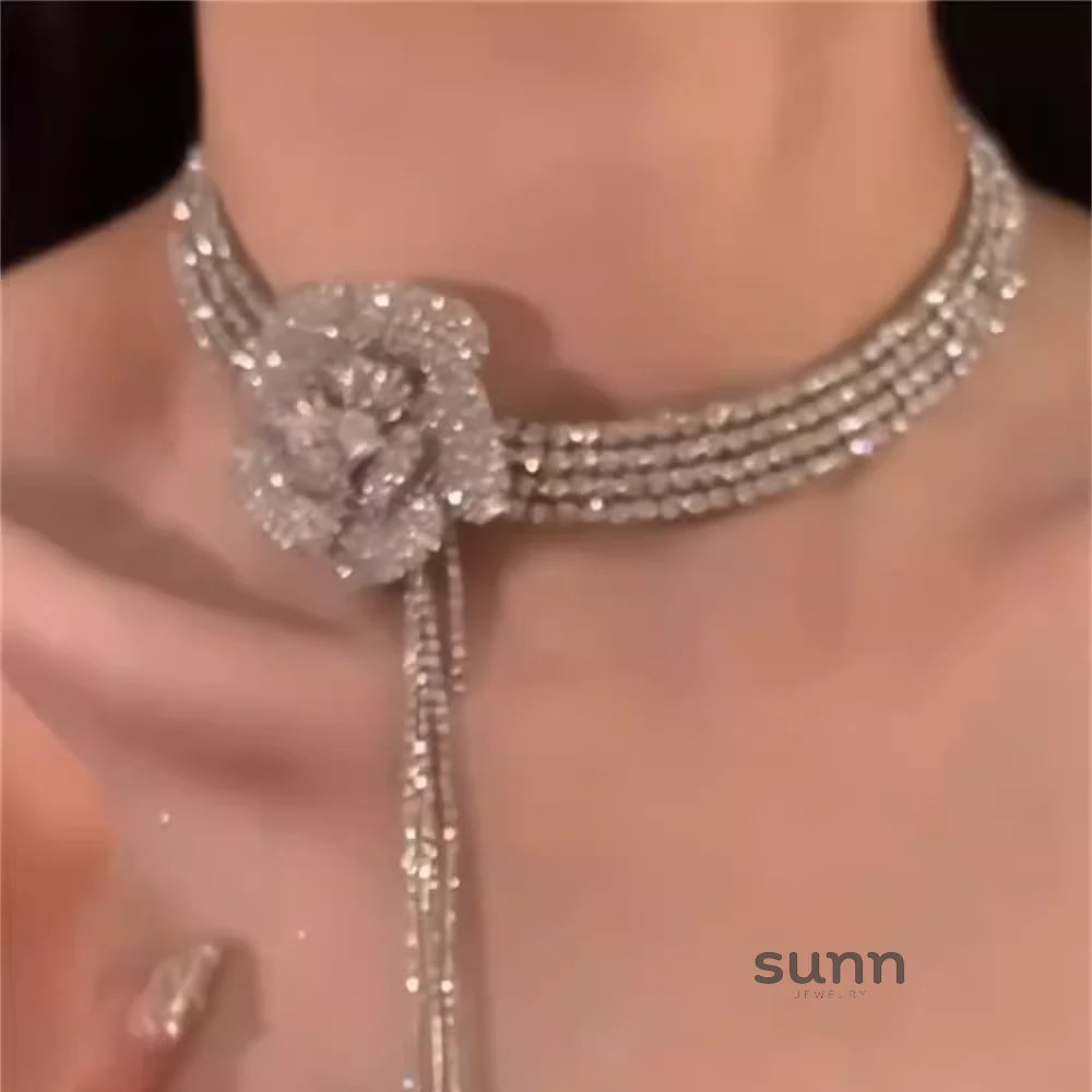 Cedar Sparkling Floral Choker