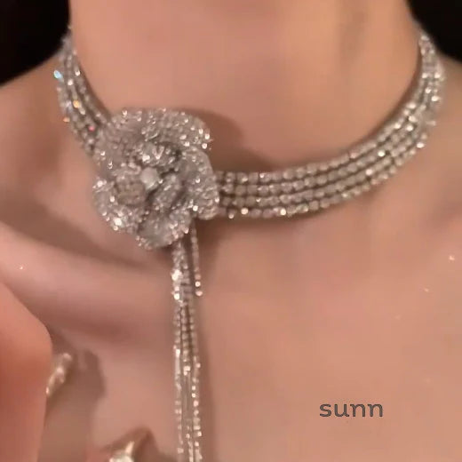 Cedar Sparkling Floral Choker