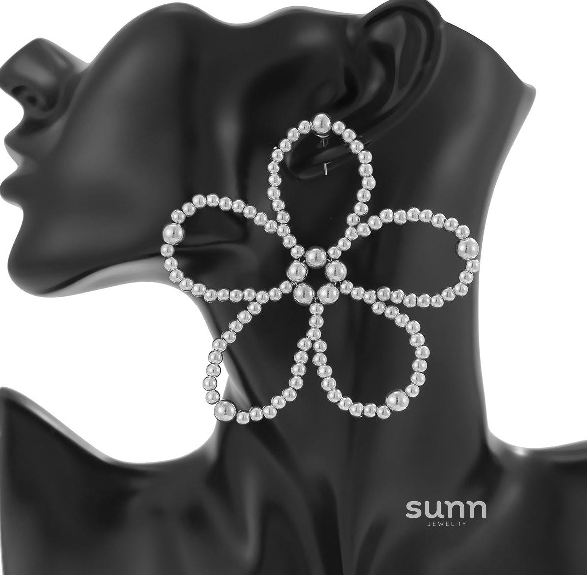 Celena Pearl Flower Statement Earrings [XMMCW2L4]