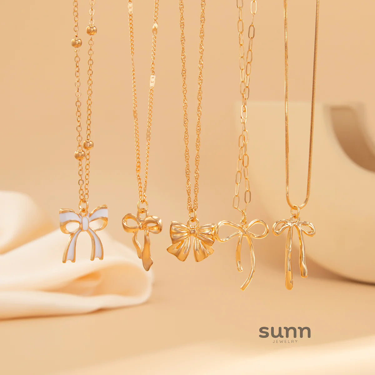 Chantel Delicate Bow Necklace Set
