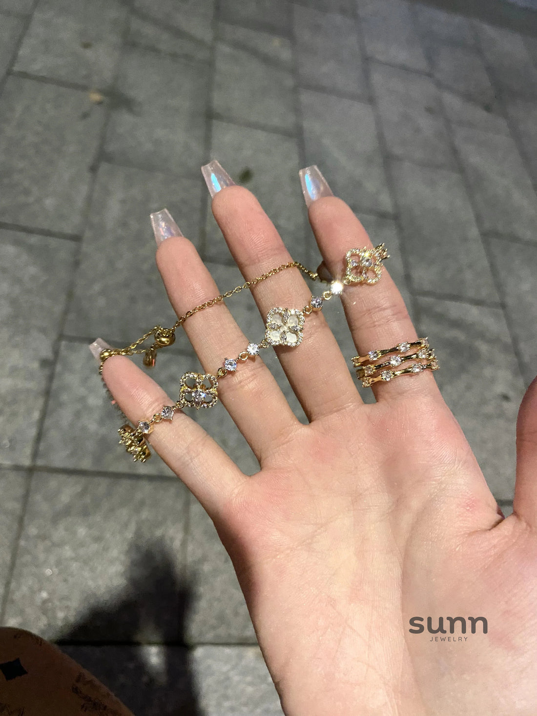 Chantel Mother-of-Pearl Clover Bracelet