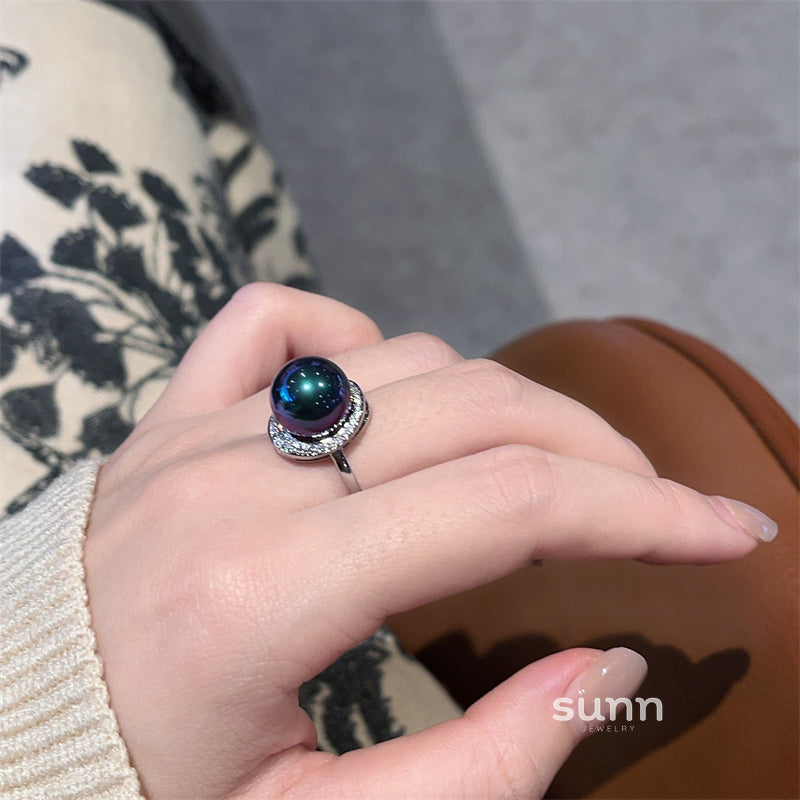 Charissa Iridescent Pearl Zircon Ring [X90ZHLVW]