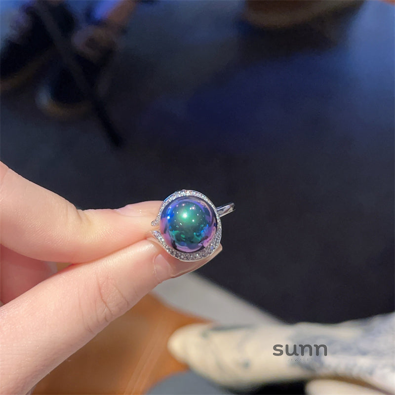 Charissa Iridescent Pearl Zircon Ring [DM9VHUGO]