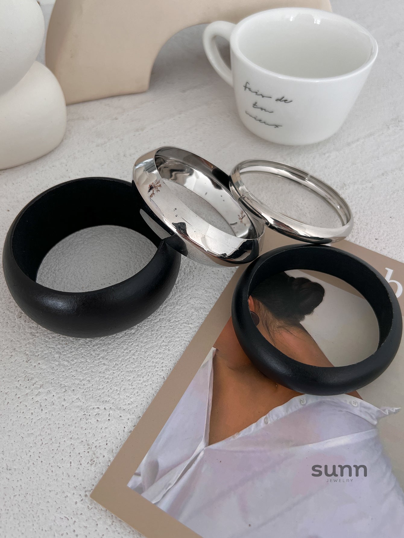 Charleigh Sculptural Bangle Bracelet [Q3124U8Q]