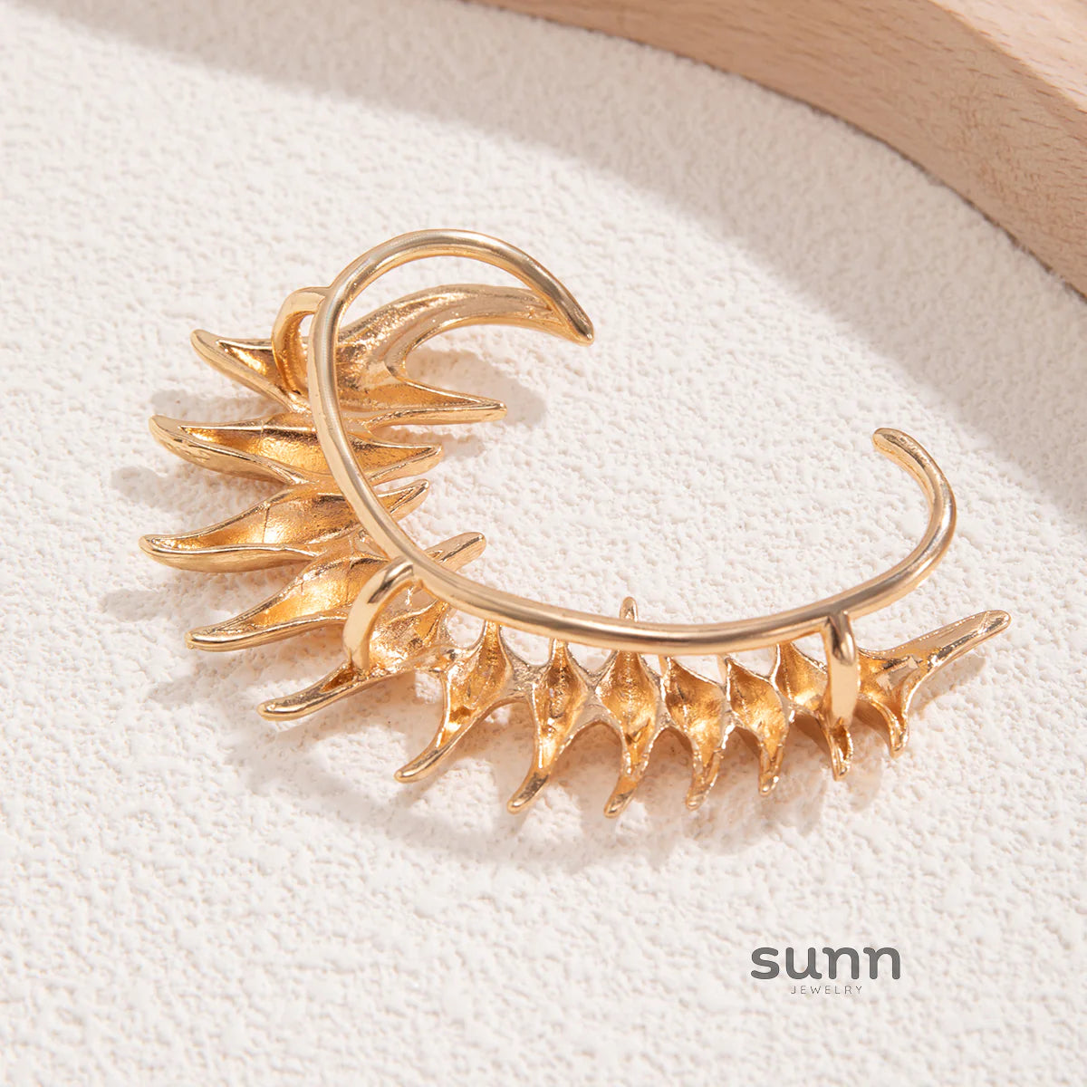 Charleston Spine Ear Wrap