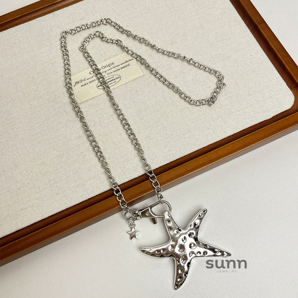 Charleston Y2K Starfish Necklace [W2UFZEWL]