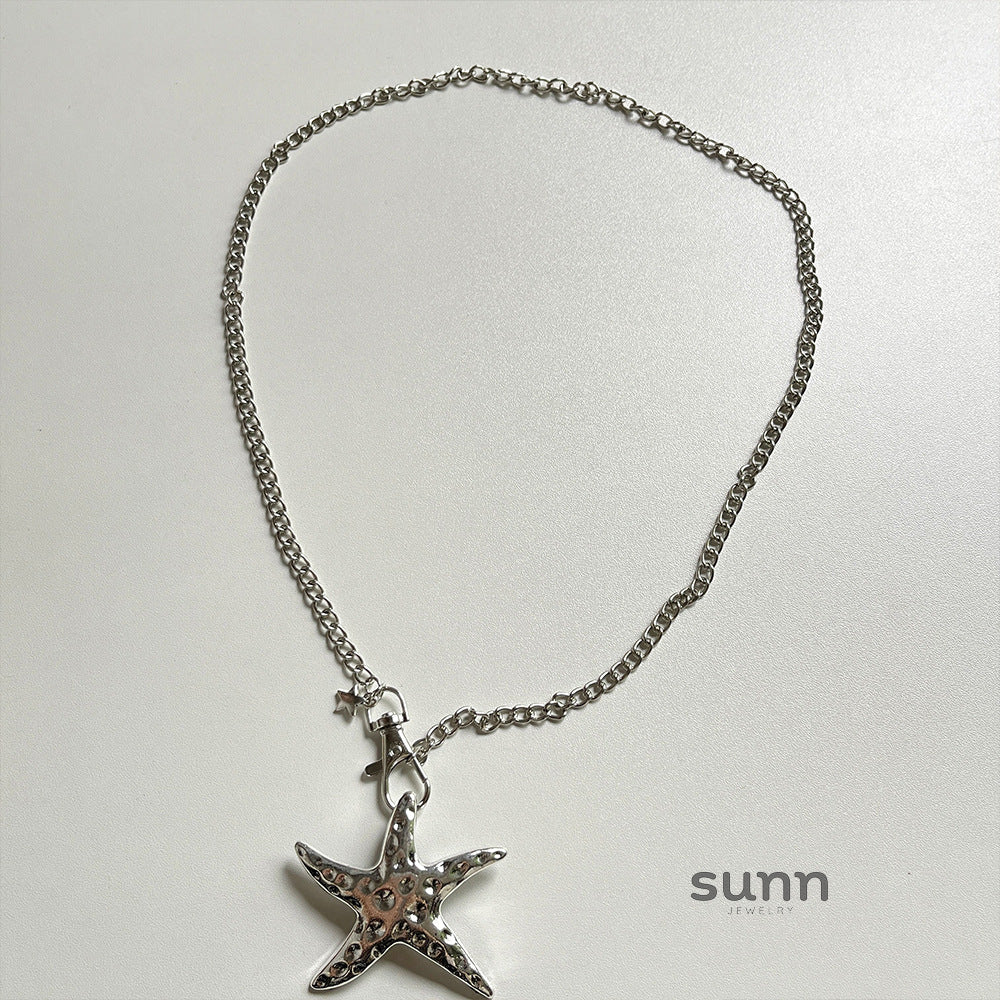 Charleston Y2K Starfish Necklace [884K8ICR]