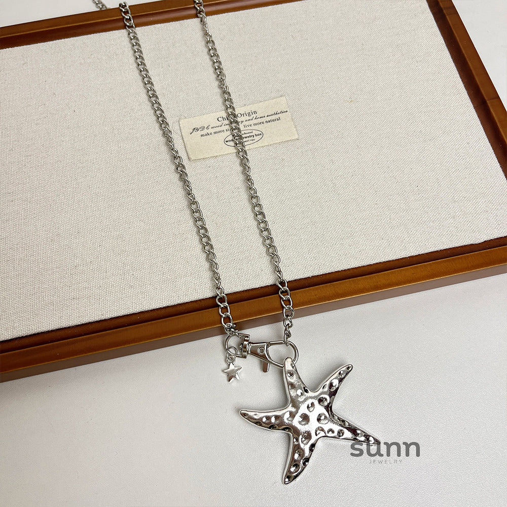 Charleston Y2K Starfish Necklace [DQWIMKAA]