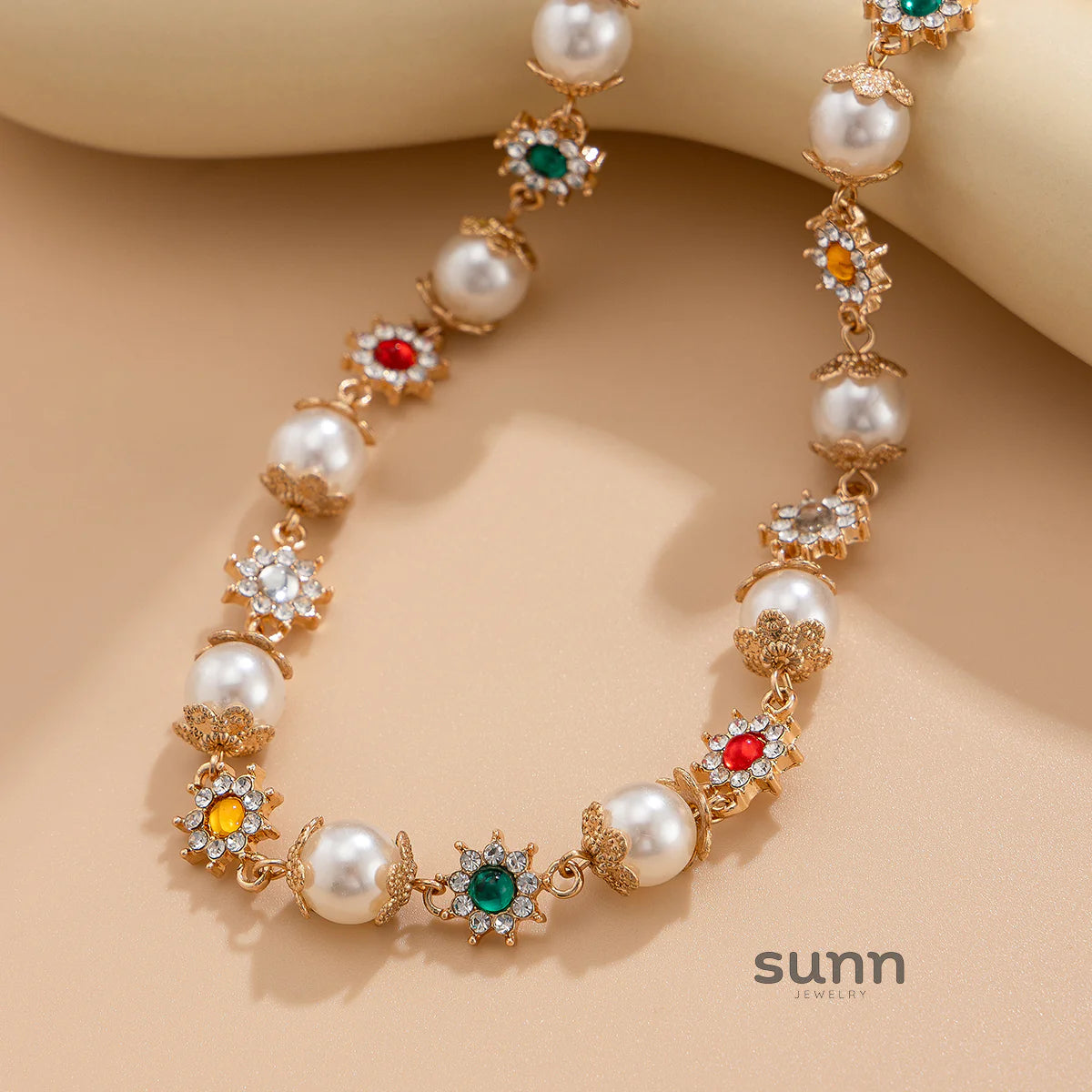 Charlie Rhinestone Flower Pearl Choker