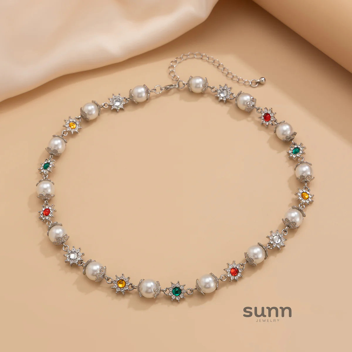 Charlie Rhinestone Flower Pearl Choker