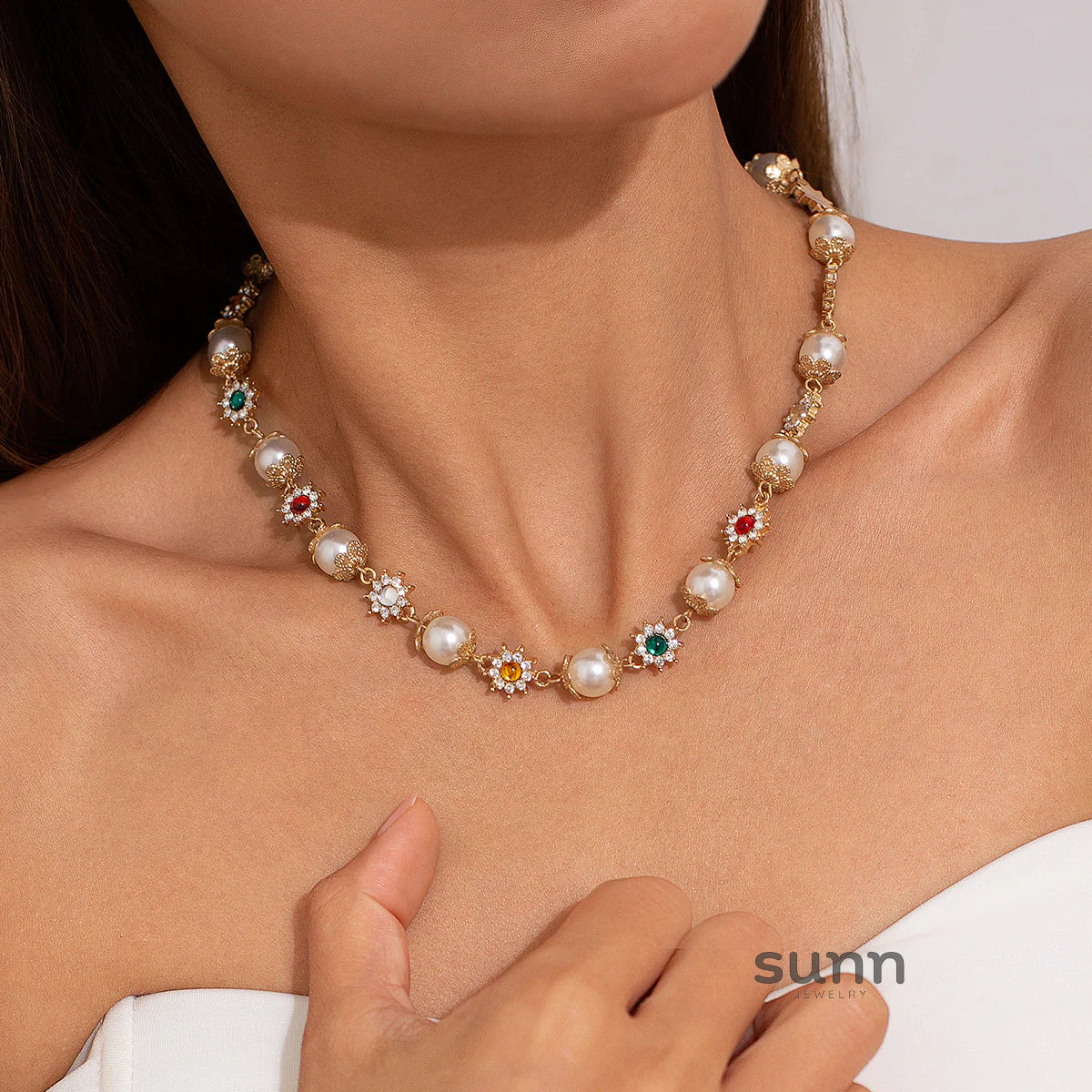 Charlie Rhinestone Flower Pearl Choker