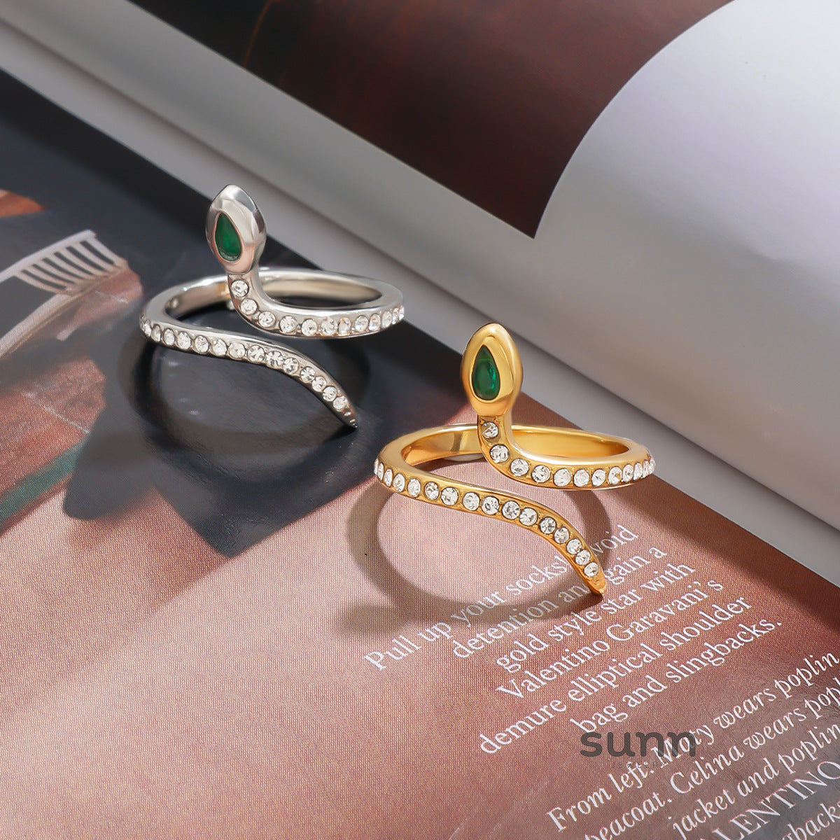 Charlize Serpent Design Ring [VRL6M31D]