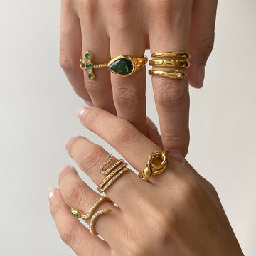 Charlize Serpent Design Ring [V5N3DC0X]