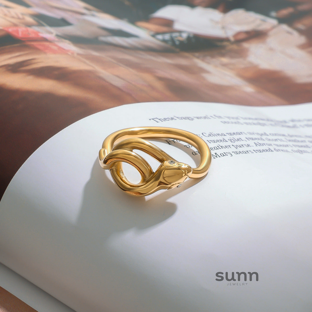Charlize Serpent Design Ring [K70CK5X5]