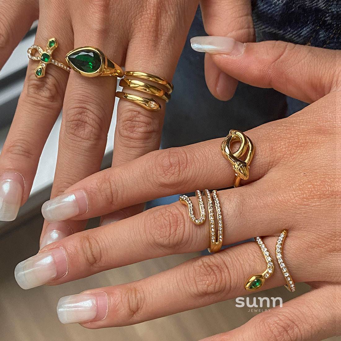 Charlize Serpent Design Ring [V5N3DC0X]