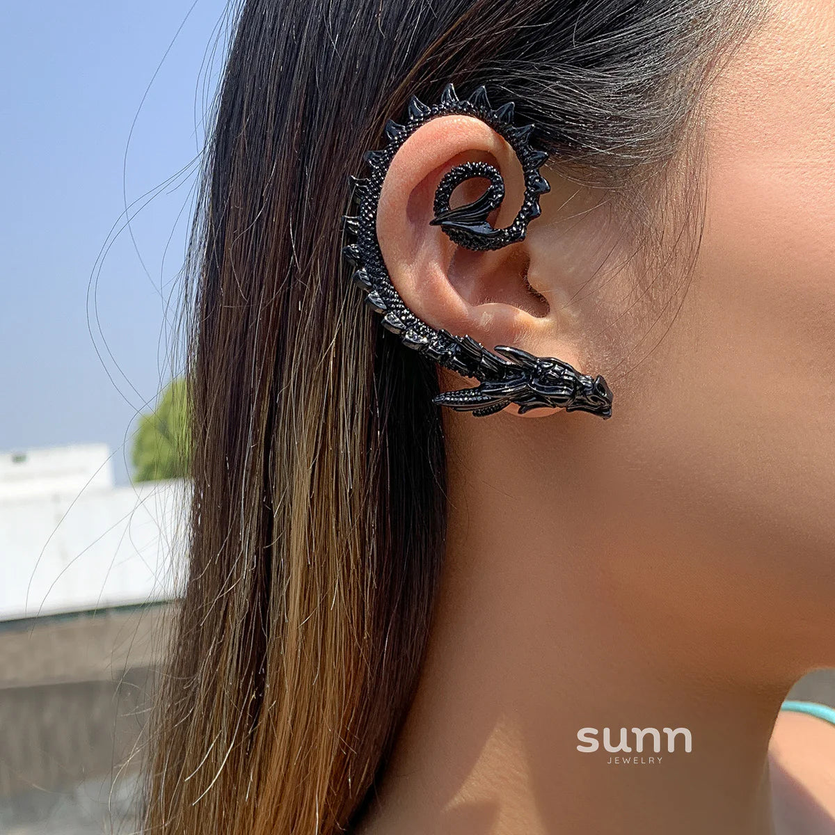 Charly Dragon Ear Cuff