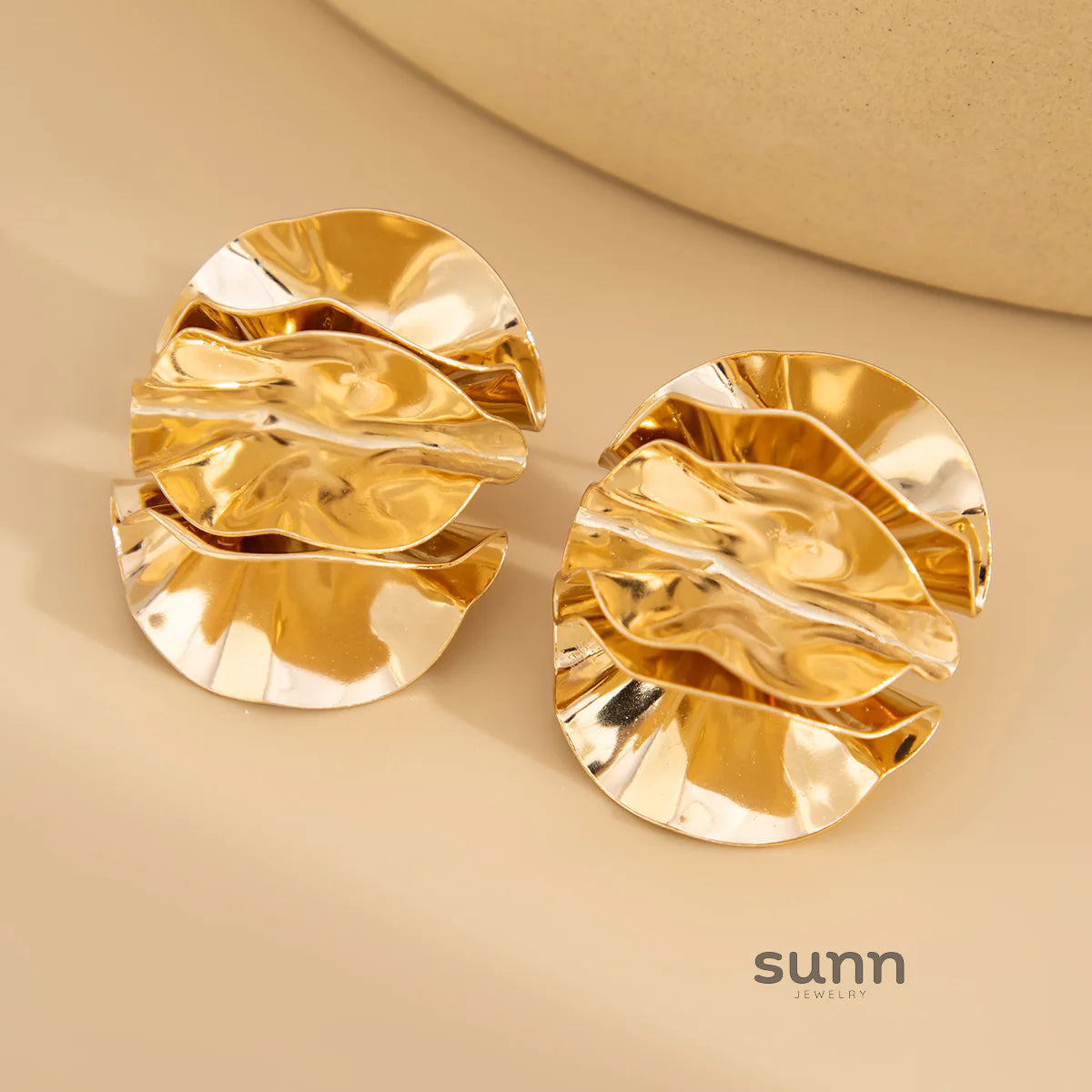 Charlye Sculpted Bloom Stud Earrings