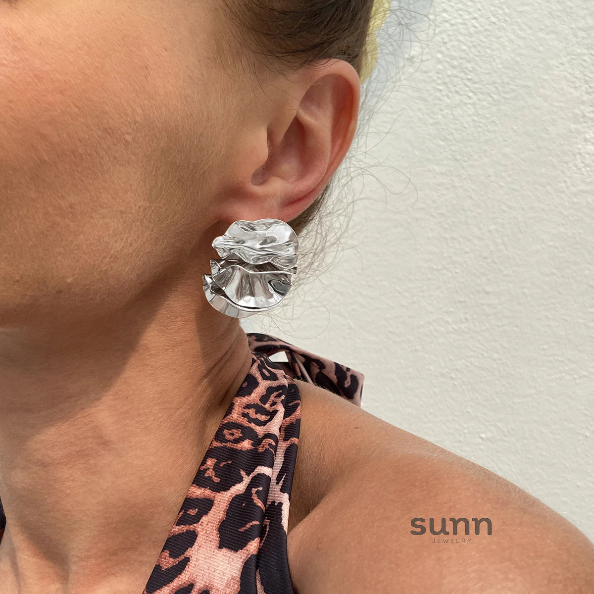 Charlye Sculpted Bloom Stud Earrings