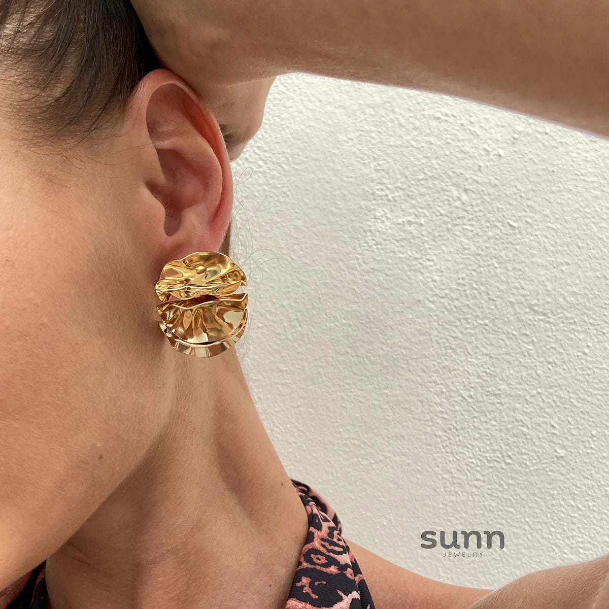 Charlye Sculpted Bloom Stud Earrings