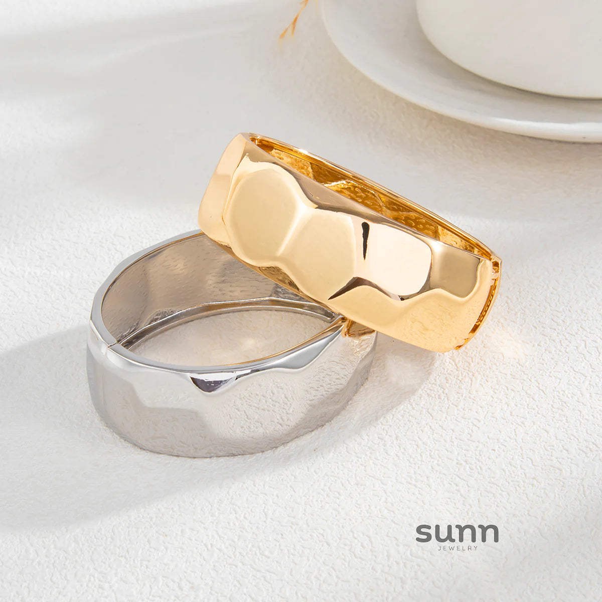 Charolette Faceted Oval Spring Bracelet